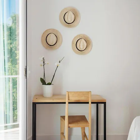 Forenna (adults Only) Albergue