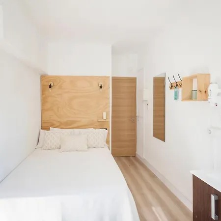 Forenna (adults Only) Ostello
