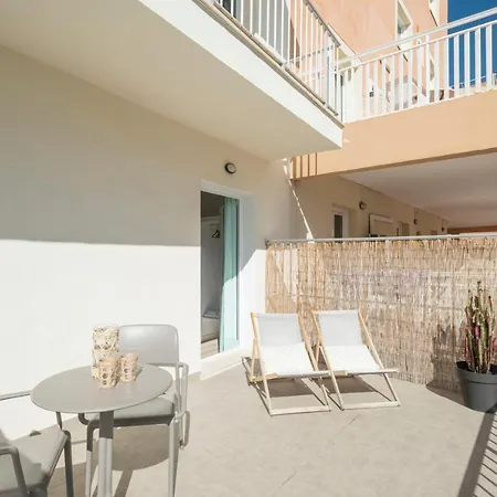 Forenna (adults Only) Ostello